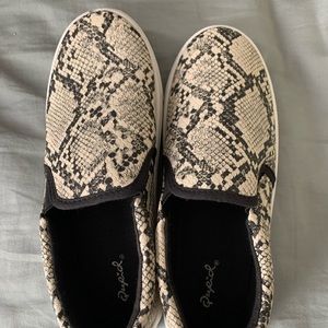 Snake skin shoes